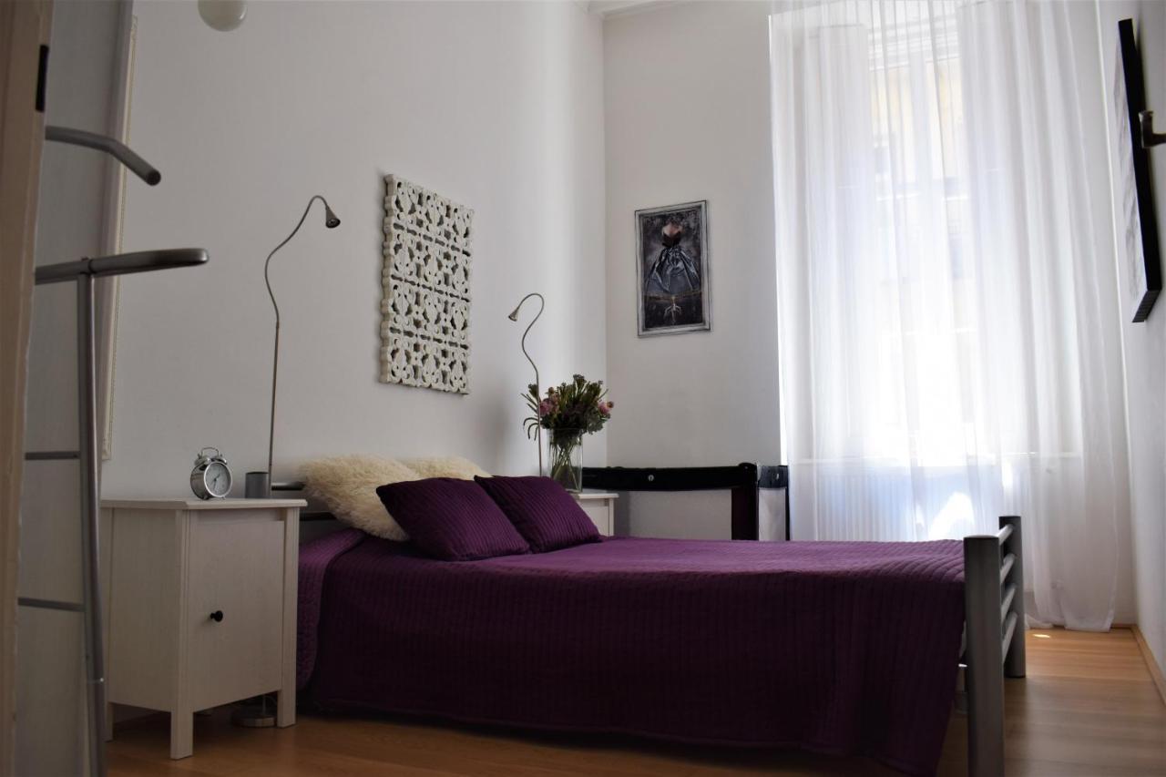 Your Gorgeous And Spacious Dream Home Free Parking Будапеща Екстериор снимка